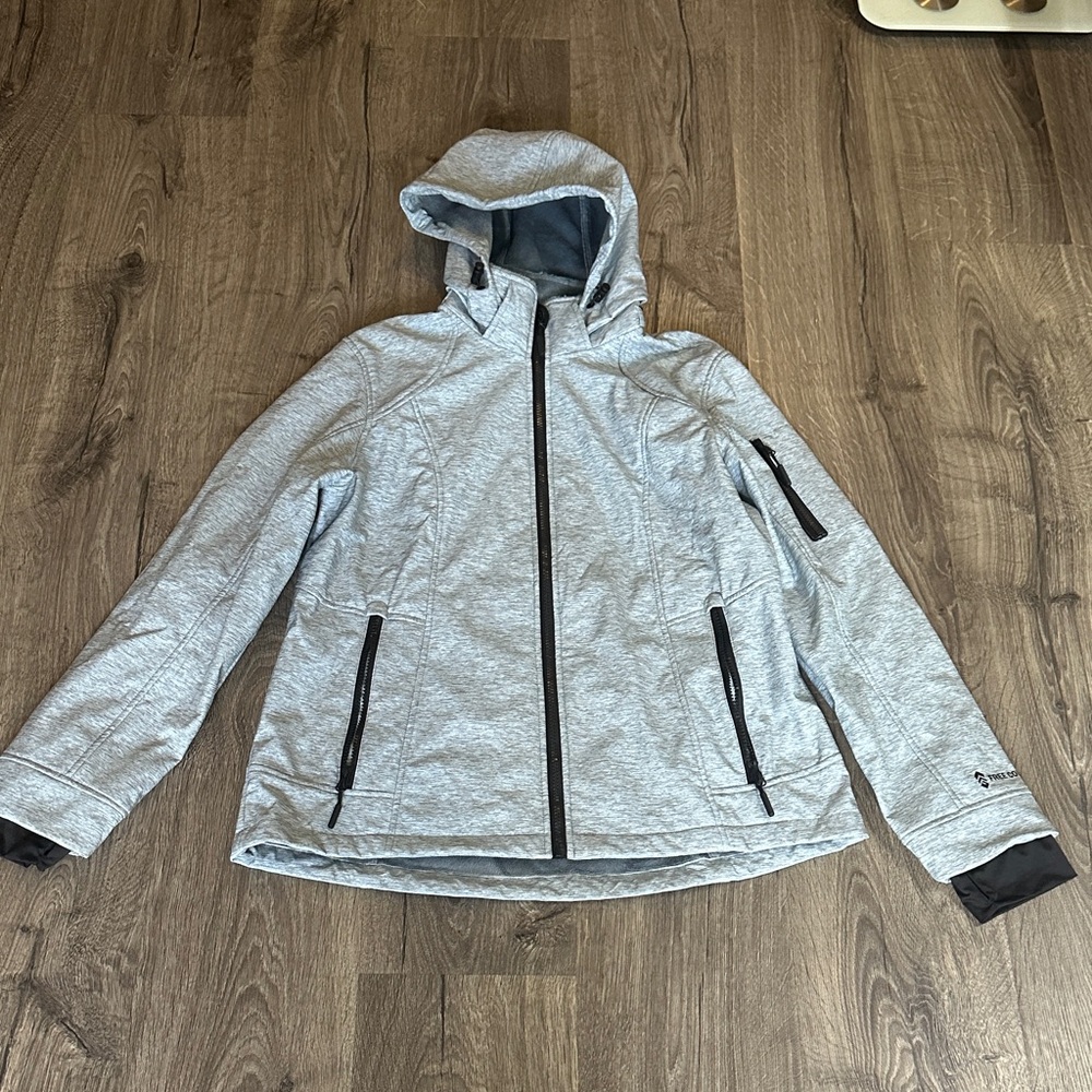 Women’s Free Country Gray Hooded Softshell Jacket with Black Accents